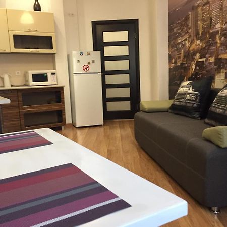 Light Apartments Chernihiv Ngoại thất bức ảnh