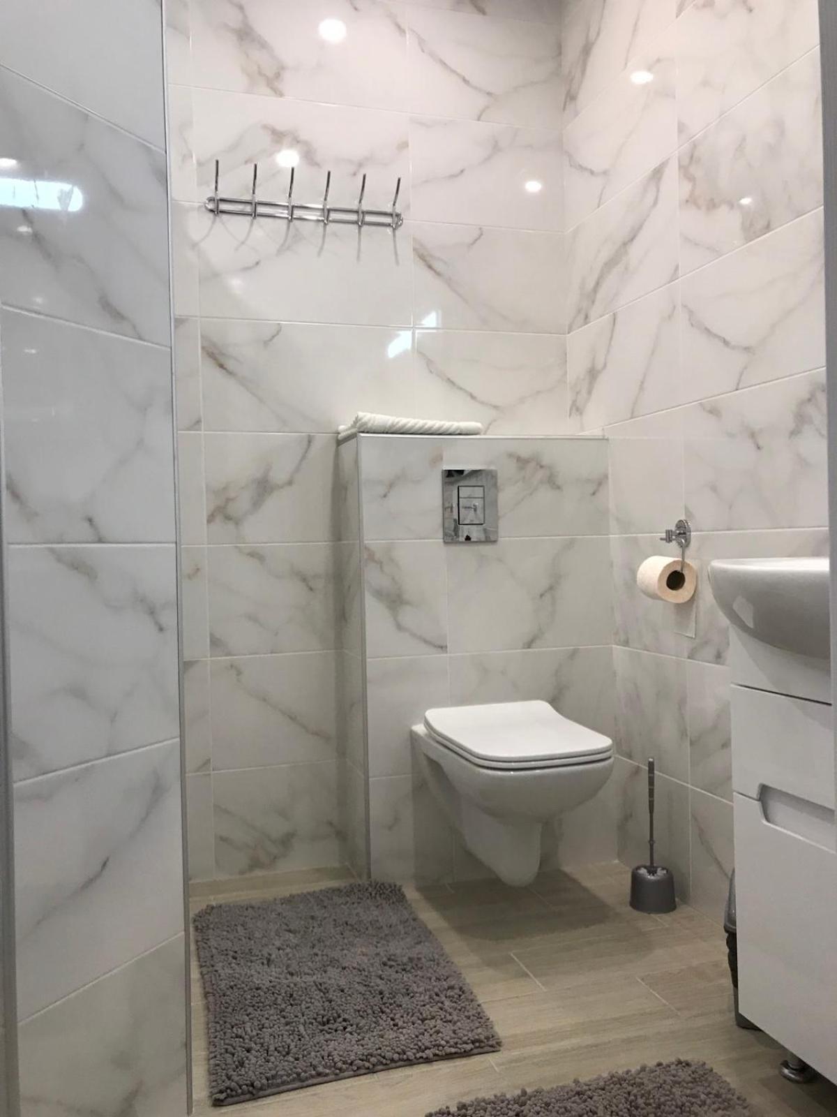 Light Apartments Chernihiv Ngoại thất bức ảnh