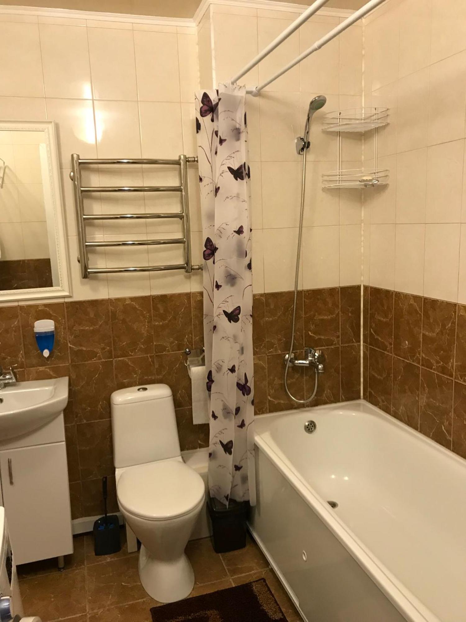 Light Apartments Chernihiv Phòng bức ảnh