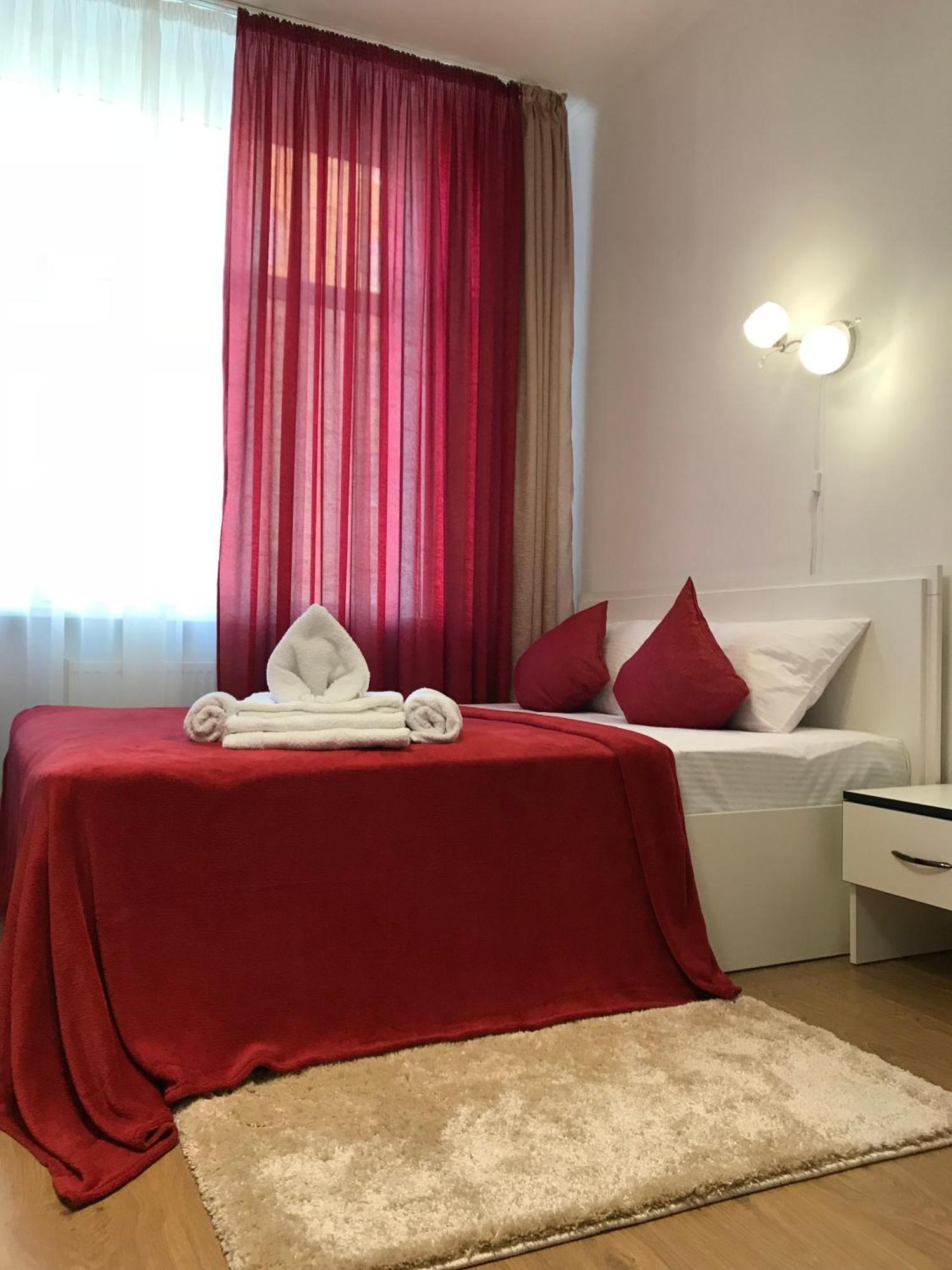 Light Apartments Chernihiv Phòng bức ảnh